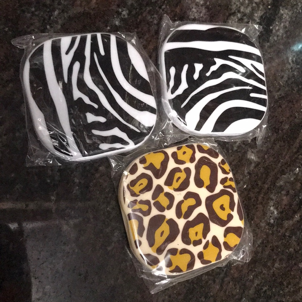 Compact Mirrors